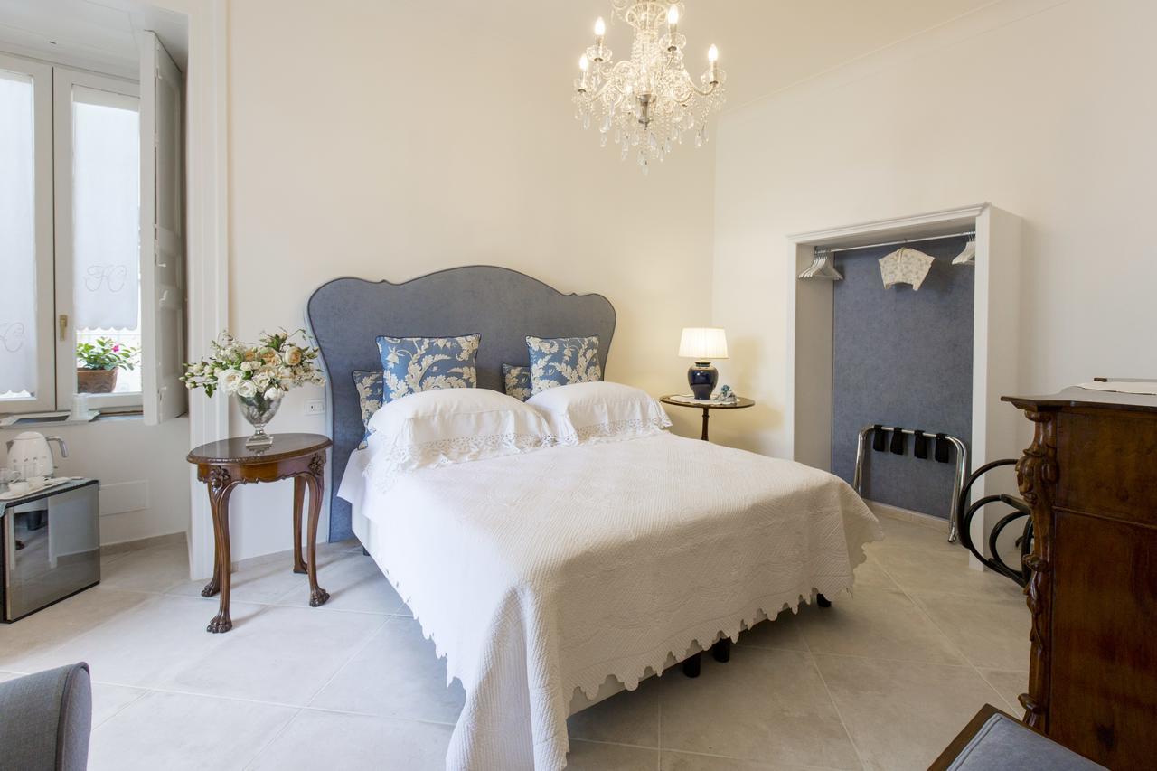 ピアーノ・ディ・ソッレント Palazzo Cacace Relais Bed & Breakfast エクステリア 写真