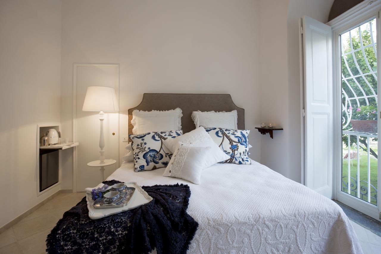 ピアーノ・ディ・ソッレント Palazzo Cacace Relais Bed & Breakfast エクステリア 写真